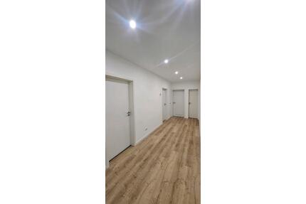 Helle 3 Zimmer Mietwohnung Kernsaniert - Hannover Herrenhausen-Stöcken
