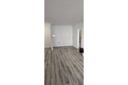 Sehr schöne renovierte 2 Zimmer Wohnung in Gelsenkirchen zu vermieten