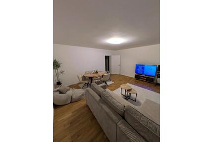4 Zimmer Wohnung ab 01.04. - 1.725,00&nbsp;EUR Kaltmiete, ca.&nbsp; 98,00&nbsp;m&sup2; in Singen (Hohentwiel) (PLZ: 78224)