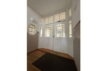 Geräumige 5 Zimmer Wohnung als WG zu vermieten im Zentrum Nürtingens