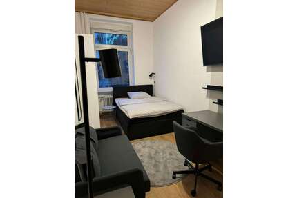 WG-Zimmer in Frankfurt am Main 595,00 € 14 m²