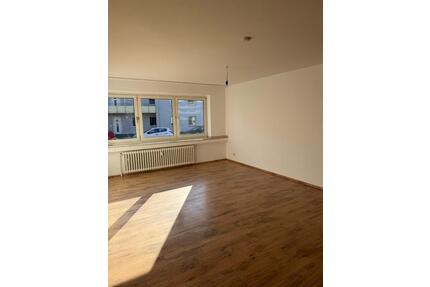 freundliche 3 Zimmerwohnung in Dusiburg 47198 - Duisburg Essenberg