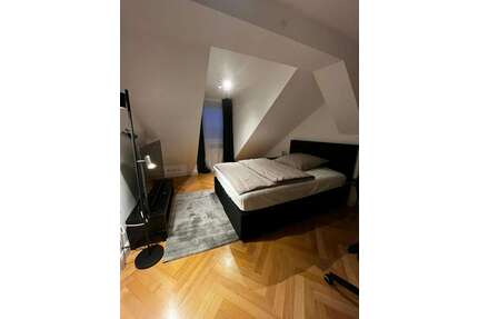 WG-Zimmer in Frankfurt am Main 745,00 € 17 m²