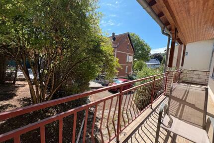 Renovierte 4,5 Zimmer Wohnung mit Balkon in Asslar - Aßlar