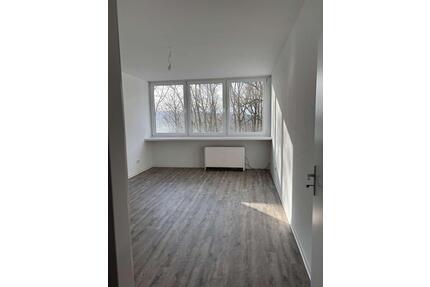 Frisch renovierte 3-Zimmer Wohnung mit Balkon [VAC-20215] - Karlsruhe Wettersbach
