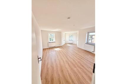 Frisch sanierte 4-Raum Wohnung WG geeignet - Dresden Cotta