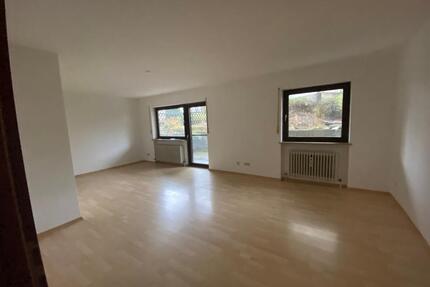 2 Zimmer Wohnung - 390,00&nbsp;EUR Kaltmiete, ca.&nbsp; 59,00&nbsp;m&sup2; in Coburg (PLZ: 96450)