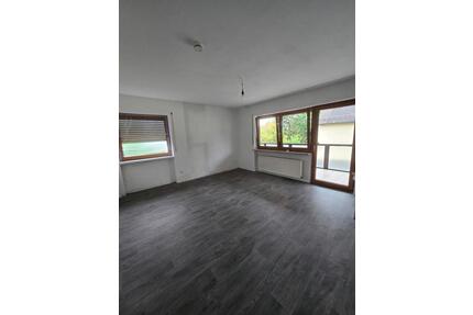 Schöne 4 Zimmer Wohnung 113 qm in Nürnberg Eibach zu vermieten