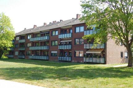 Renoviert und bezugsfertig... Schöne 3 ZKDB mit Balkon in zentraler Lage... - Krefeld Gartenstadt
