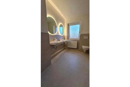 3-Zimmer Wohnung 900 € KM Bremerhaven-Mitte 90m²