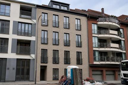 Exklusive 3-Zimmer-Neubauwohnung mit Domblick, Fußbodenheizung & großer Terrasse - Köln Innenstadt