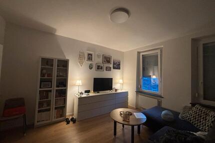 2 Zimmer Wohnung (neu saniert) - 1.000,00&nbsp;EUR Kaltmiete, ca.&nbsp; 71,00&nbsp;m&sup2; in Nürnberg (PLZ: 90478) Gleißhammer