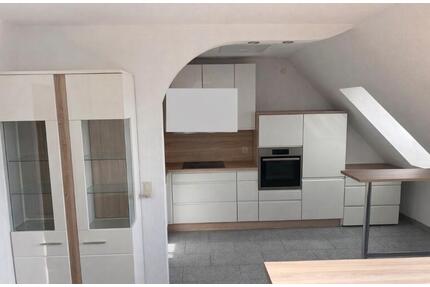 4-Zimmer Maisonette mit Balkon, EBK, Garage & Stellplatz – 110 m² - Neuenburg am Rhein