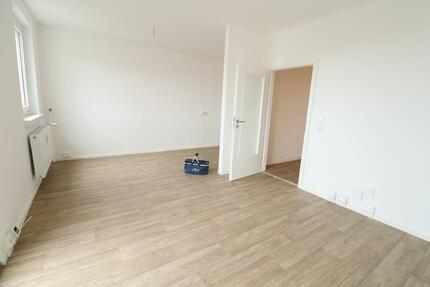 3-Raumwohnung mit West-Balkon - 324,00&nbsp;EUR Kaltmiete, ca.&nbsp; 57,50&nbsp;m&sup2; in Chemnitz (PLZ: 09119) Kapellenberg