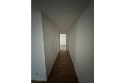 2, 5 Zimmer - Bungalow- Wohnung + großer Garten in Lauenburg - Lauenburg/Elbe