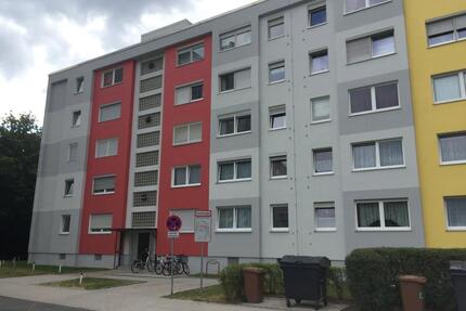 3 Zimmer Wohnung mit EBK, Stellplatz, neues Bad nähe Volksfestpl. - Bayreuth Meyernberg