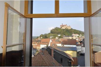 Großzügige und helle 3-Zimmer Wohnung im Herzen von Kulmbach!