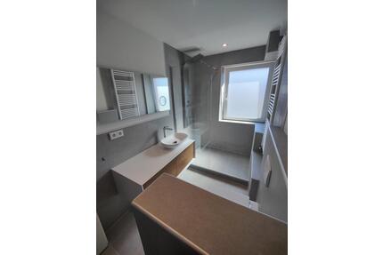 Moderne helle 2 Zi-Whg. - 990,00&nbsp;EUR Kaltmiete, ca.&nbsp; 70,00&nbsp;m&sup2; in Nürnberg (PLZ: 90403)