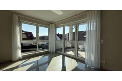 Attraktive, lichtdurchflutete 3-Zimmer Wohnung, voll renoviert - Pohlheim