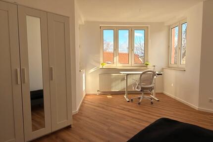 Möblierte 4-Zimmer-WG in Bayreuth || Frisch renoviert