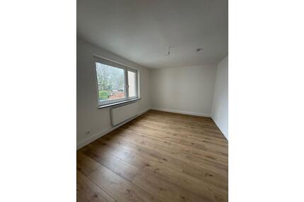 Renovierte, gepflegte und helle 3-Zimmer Wohnung (1.OG) in Rüttenscheid zu vermieten! - Essen Stadtbezirk II