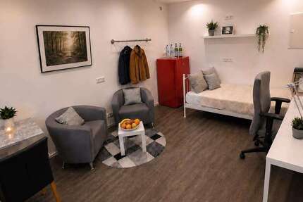 WG-Zimmer in Karlsruhe 400,00 € 14 m²