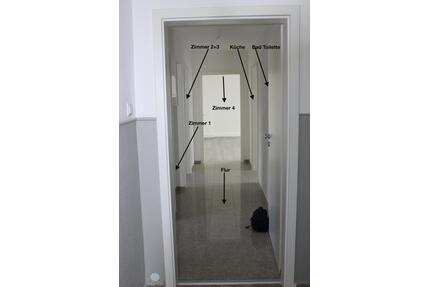 Aufwendig sanierte 4 Zimmer Wohnung mit großem Außenbalkon - Ennigerloh