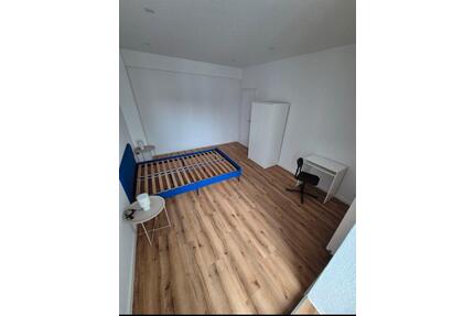 WG Zimmer Wohnung - 450,00&nbsp;EUR Kaltmiete, ca.&nbsp; 20,00&nbsp;m&sup2; in Berlin (PLZ: 12103) Tempelhof-Schöneberg