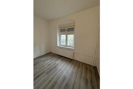 Sehr schöne komplett sanierte 3 Zimmer Wohnung in Duisburg zu vermieten