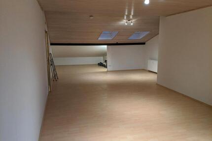 Helle 2,5 Zimmer Wohnung direkt in Vechelde