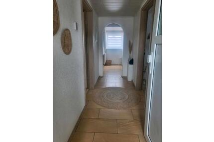 2 Zimmer Dachgeschosswohnung in Bad Hersfeld-Asbach zu vermieten