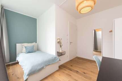 WG-Zimmer in Berlin 670,00 € 11 m²