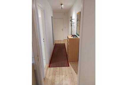 Helle 2 Zimmer Wohnung mit EKB und Balkon - Nürnberg Gibitzenhof