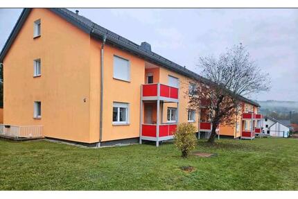 Helle 3-Zimmer Wohnung in ruhiger Lage - Pressig