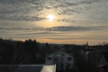 CO-City ** Studenten-WG Willkommen ** DG mit 3 Zimmer ca. 63 qm ab Febr. 26 - Coburg