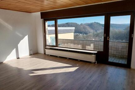 Schöne ruhige 2 Zimmer Wohnung mit Balkon in Wuppertal-Beyenburg