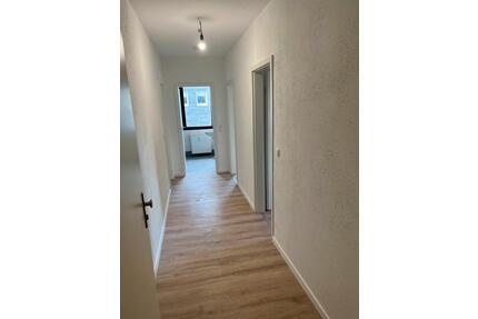 Helle 2 Zimmer Wohnung inkl Stellplatz - Halver