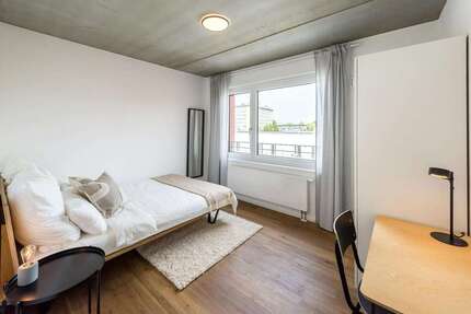 WG-Zimmer in Frankfurt am Main 575,00 € 10 m²