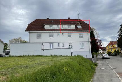 Helle, zentrale 3-Zimmer Dachgeschoßwohnung in Sulgen - Schramberg