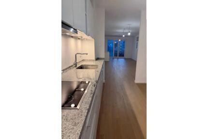 4 Zimmer Berlin - 7.500,00&nbsp;EUR Kaltmiete, ca.&nbsp; 101,00&nbsp;m&sup2; in Berlin (PLZ: 13089) Pankow