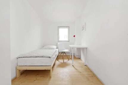 WG-Zimmer in Berlin 590,00 € 10 m²