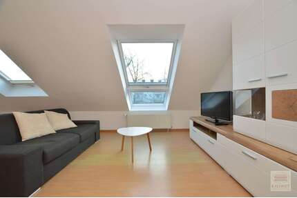 Wohnen auf Zeit in Düsseldorf Lörick 730,00 € - Düsseldorf / Lörick