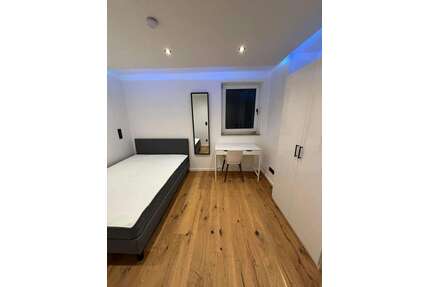WG-Zimmer in München 790,00 € 10 m²