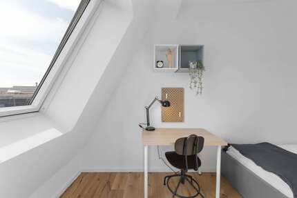 WG-Zimmer in Berlin 660,00 € 8 m²