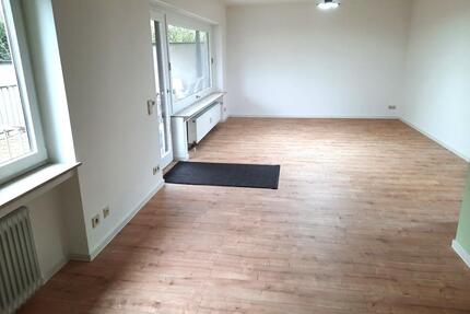 Renovierte, großzügige, 3 Zimmer Terrassen-Wohnung, in Offenbach-Bieber - Offenbach am Main