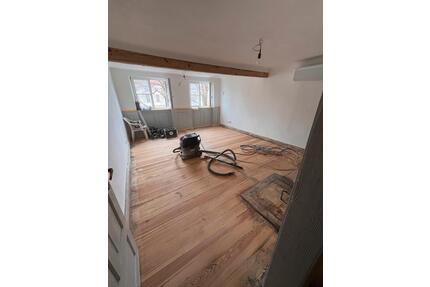 1-Zimmer Wohnung 2. OG am Schillerplatz mit Klimaanlage - Burgebrach
