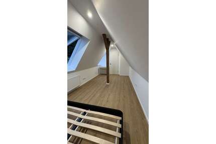 WG-Zimmer in Stuttgart 510,00 € 14 m²