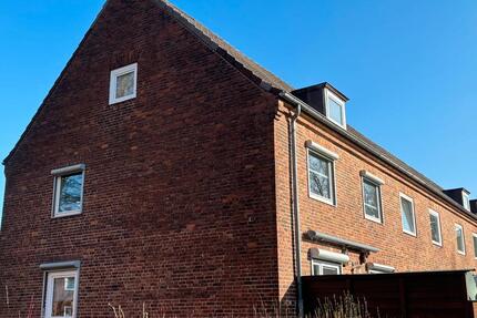 2 Zimmer Wohnung mit geräumiger Wohnküche - Kiel Elmschenhagen