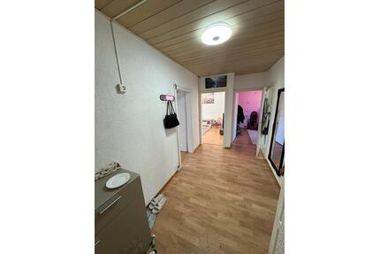 Große 3 Zimmer 85 m² Wohnung Bad Cannstatt Zentral - Stuttgart