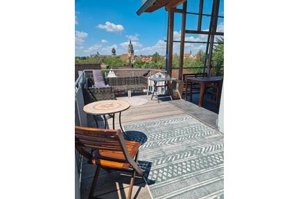 Moderne Dachgeschoßwohnung 2,5 Zimmer mit großer Dachterrasse - Neuenstein